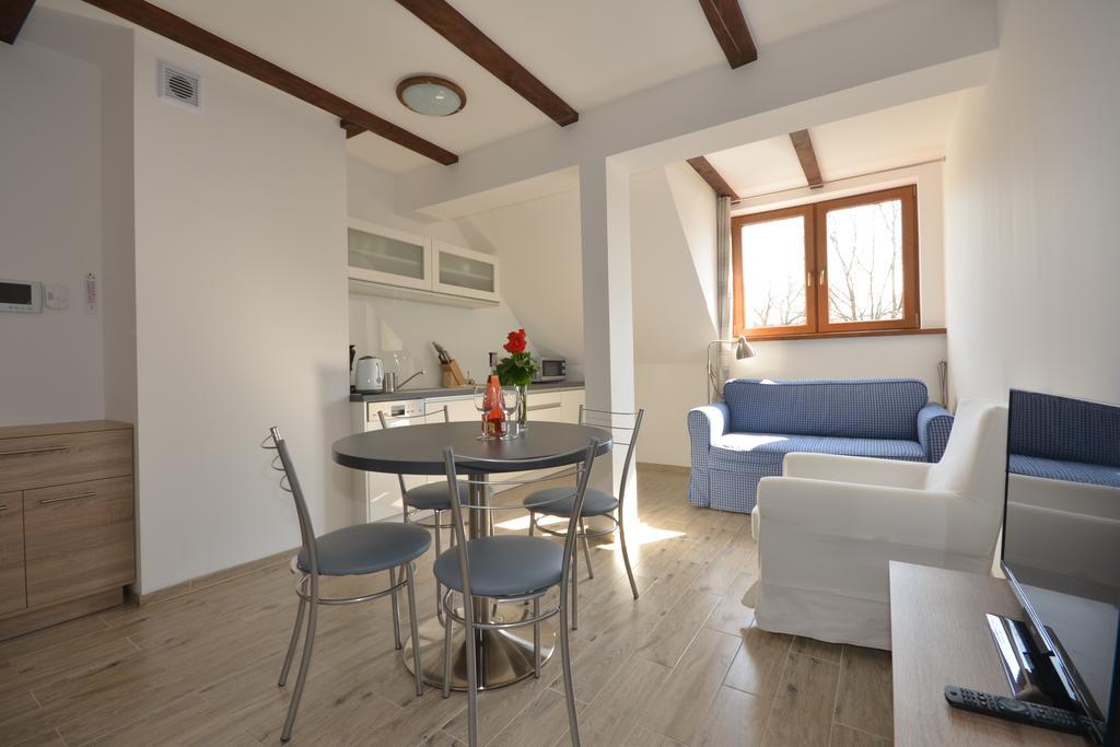 Poduszka Apartamenty Zielony Dom Stronie Śląskie Habitación foto